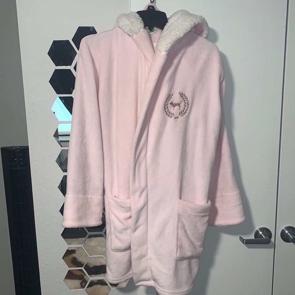 “Pink” rob M/L , lightly worn
